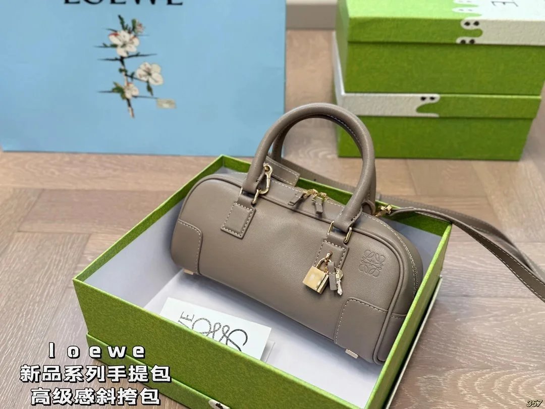 Loewe Flamenco Drawstring Backpack Olive Green - 17