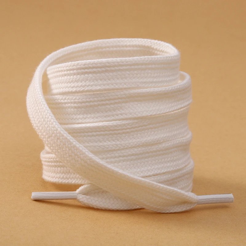 [0.6cm wide] Beige
