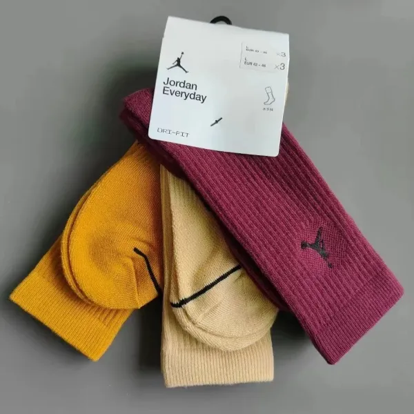 Air Jordan Everyday Crew Socks Beige Purple Brown Socks - 16