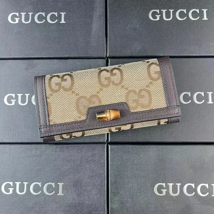 Gucci Bamboo Wallet