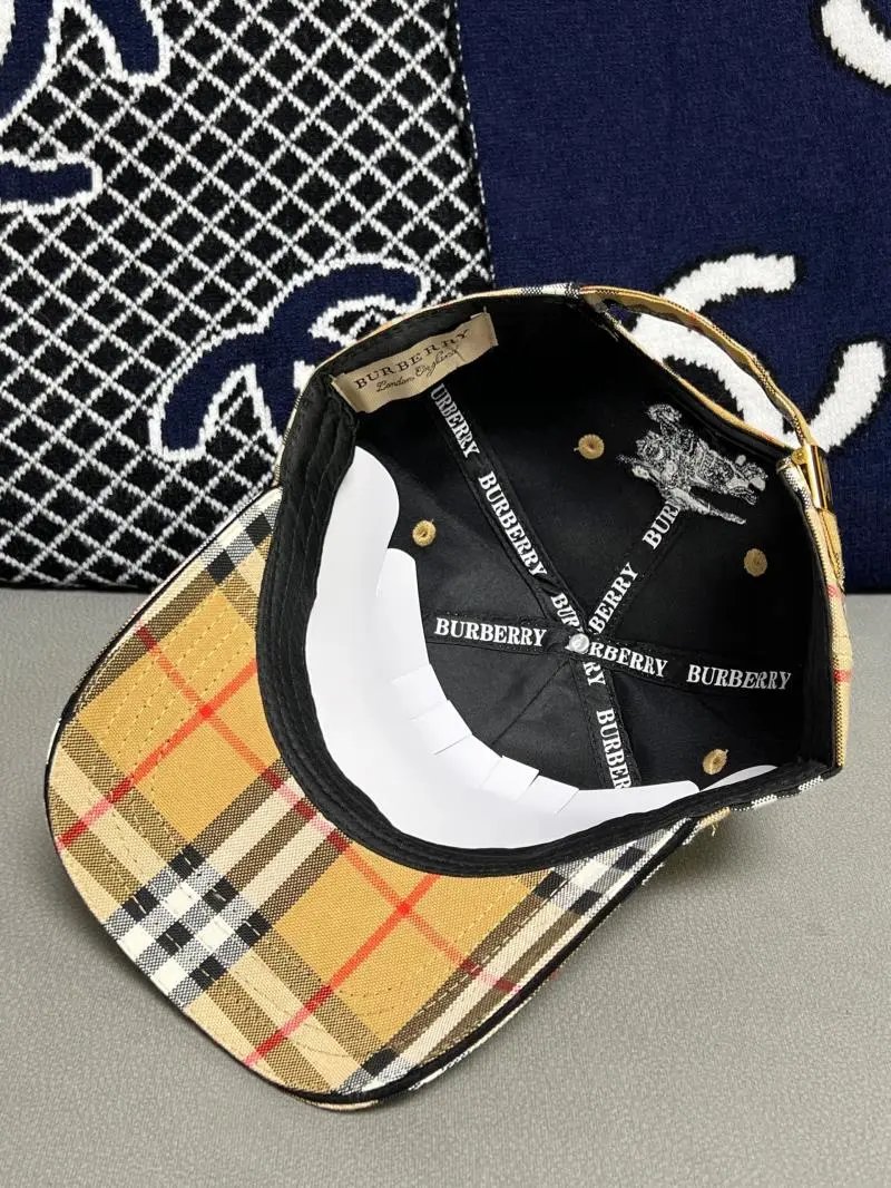 Burberry Check Print Baseball Cap White - 6