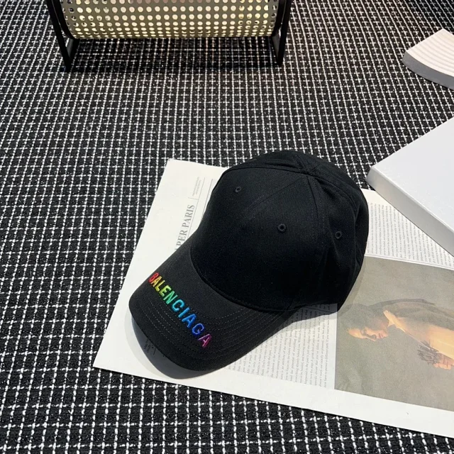 Burberry Hats Baseball Cap with Embroidered Logo or Equestrian Knight Emblem product detail image 29