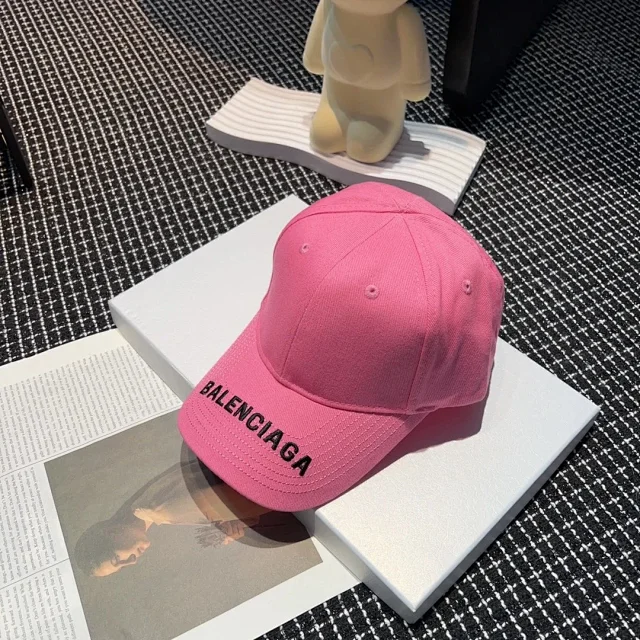 Burberry Hats Baseball Cap with Embroidered Logo or Equestrian Knight Emblem product detail image 37