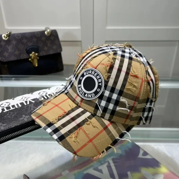 Burberry Logo Embroidery Baseball Cap Black - 25