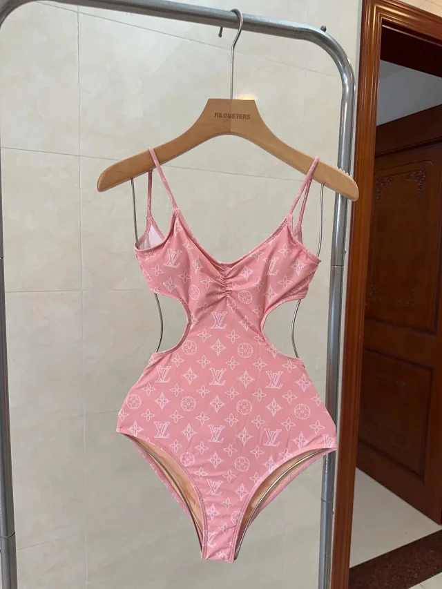 Louis Vuitton Swimwear Monogram Print Triangle Bikini Set product detail image 43