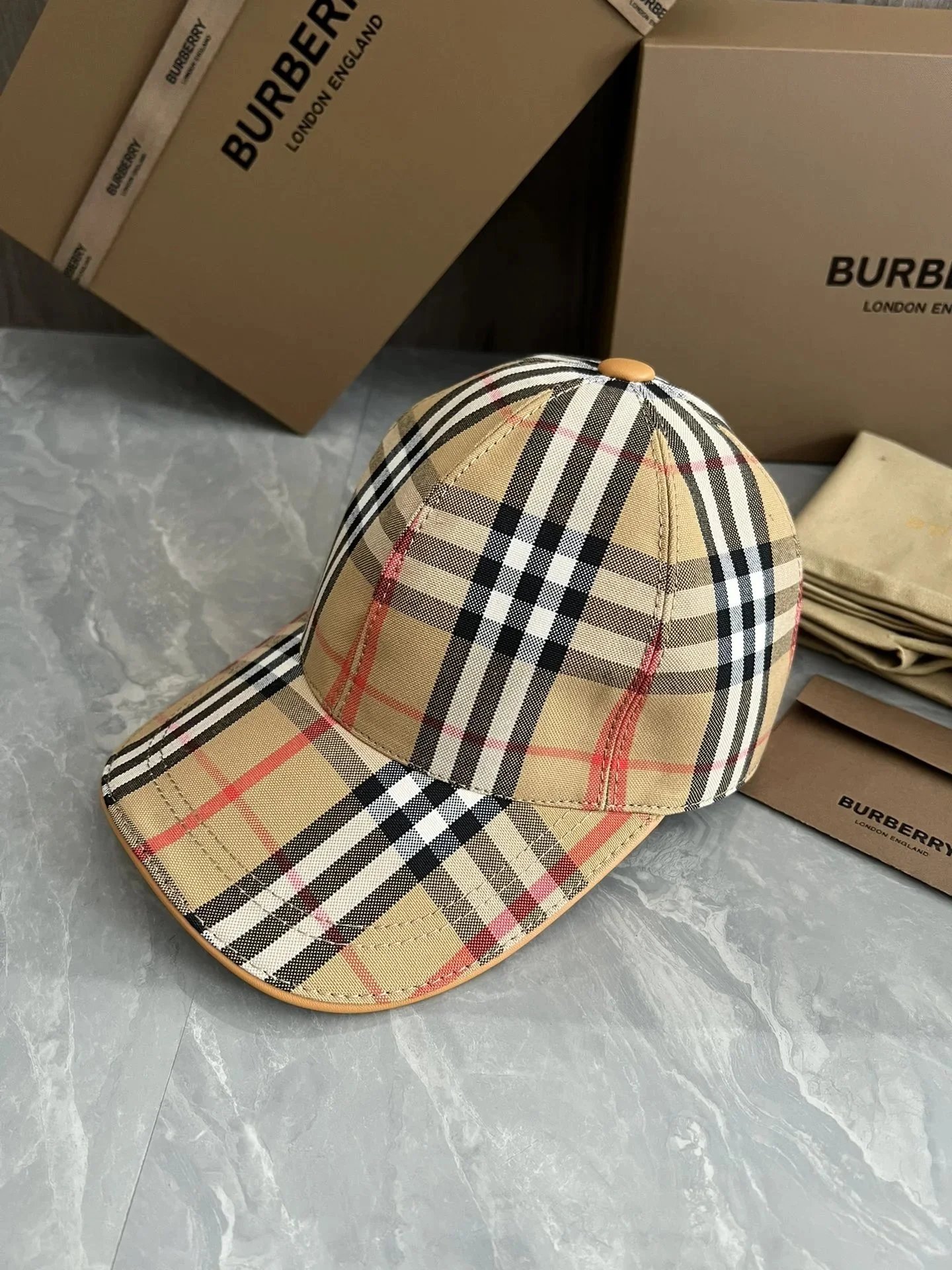 Burberry Check Print Baseball Cap White - 11