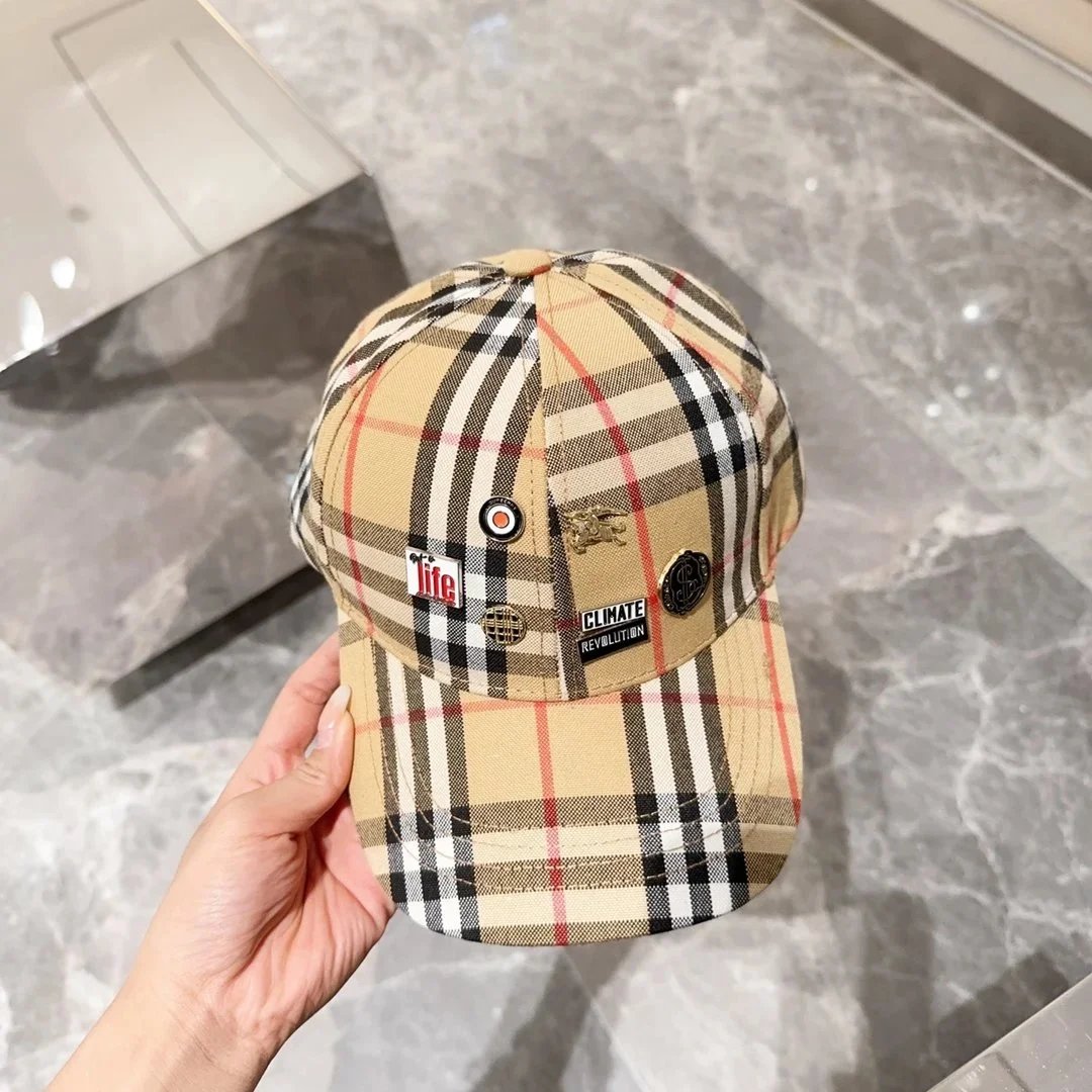 Burberry Check Print Baseball Cap White - 34