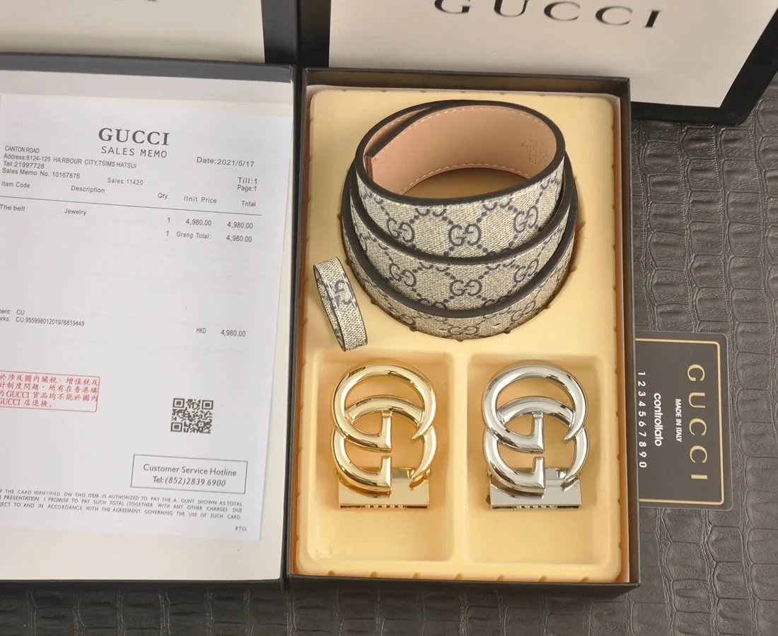 Gucci Belts GG monogram belt with interchangeable Double G buckle image 2