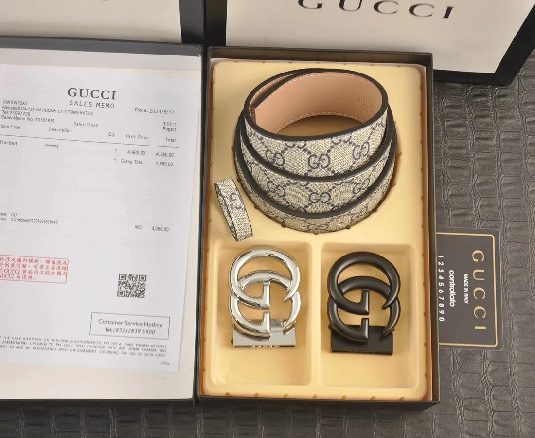 Gucci Belts GG monogram belt with interchangeable Double G buckle image 4
