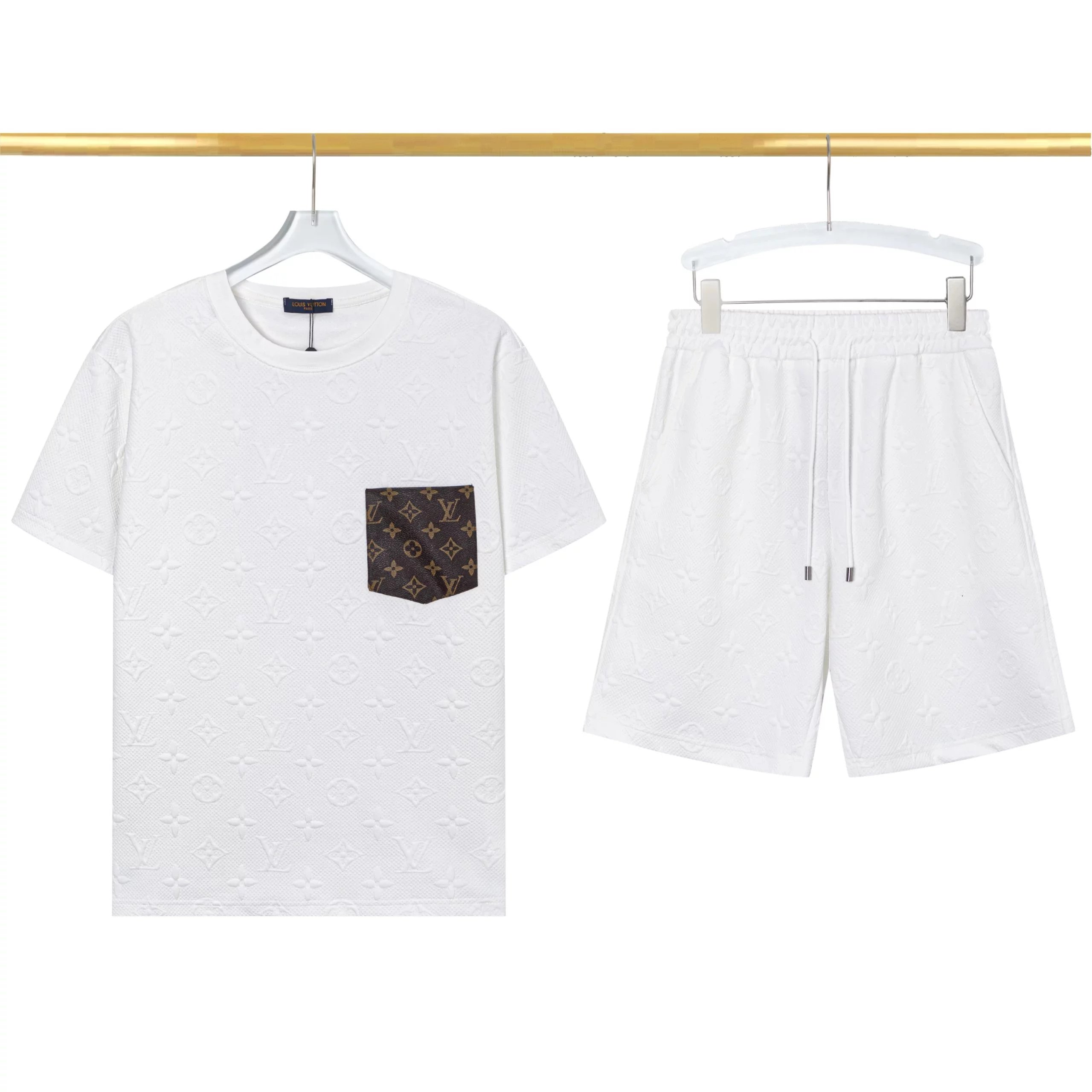Design Louis Vuitton Logo Print White T-Shirt and Shorts Set Sets - 12