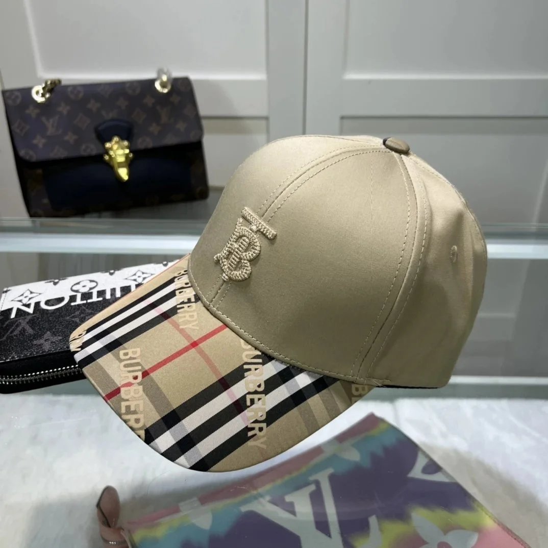 Burberry Classic Check Baseball Cap Beige - 23