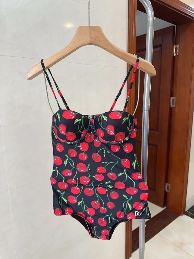 Dolce & Gabbana Swimwear Logo-print product detail image 15