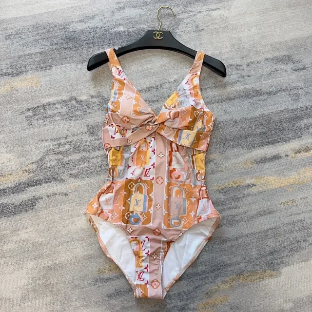 Louis Vuitton Swimwear Monogram Print Triangle Bikini Set product detail image 15
