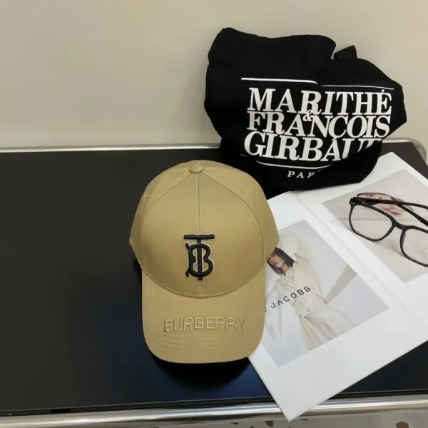 Burberry Logo Embroidery Baseball Cap Black - 20