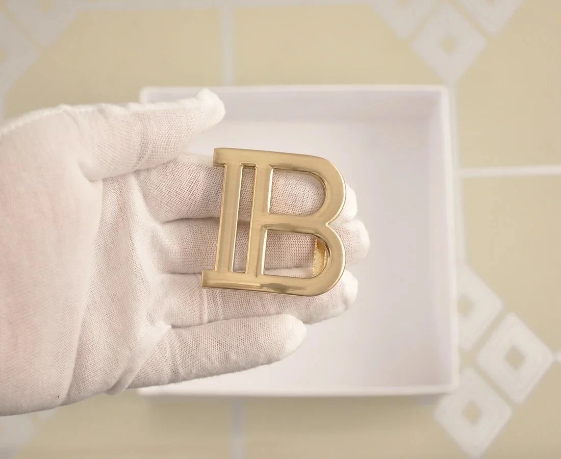 Burberry Check-Print Leather Belt with Gold-Tone B Buckle Gray - 4
