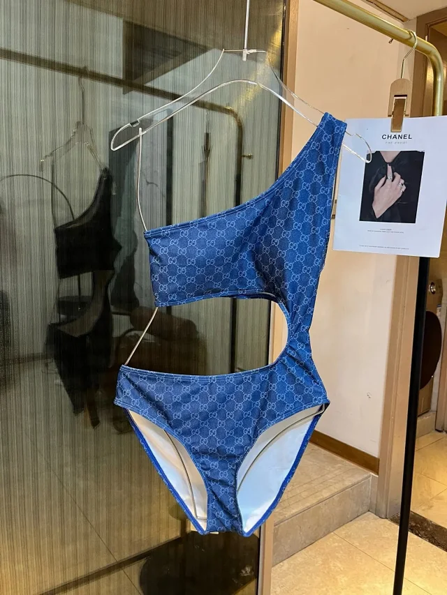 Gucci Swimwear Bikini Set product detail image 11