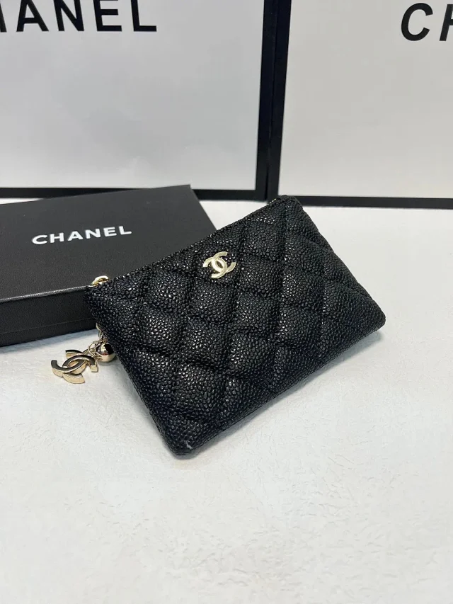 Chanel Wallets & Card Holders Quilted CC Logo Wallet product detail image 9