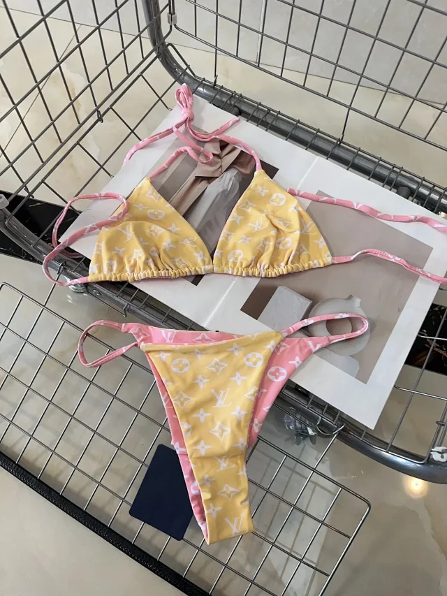 Louis Vuitton Swimwear Monogram Print Triangle Bikini Set product detail image 11