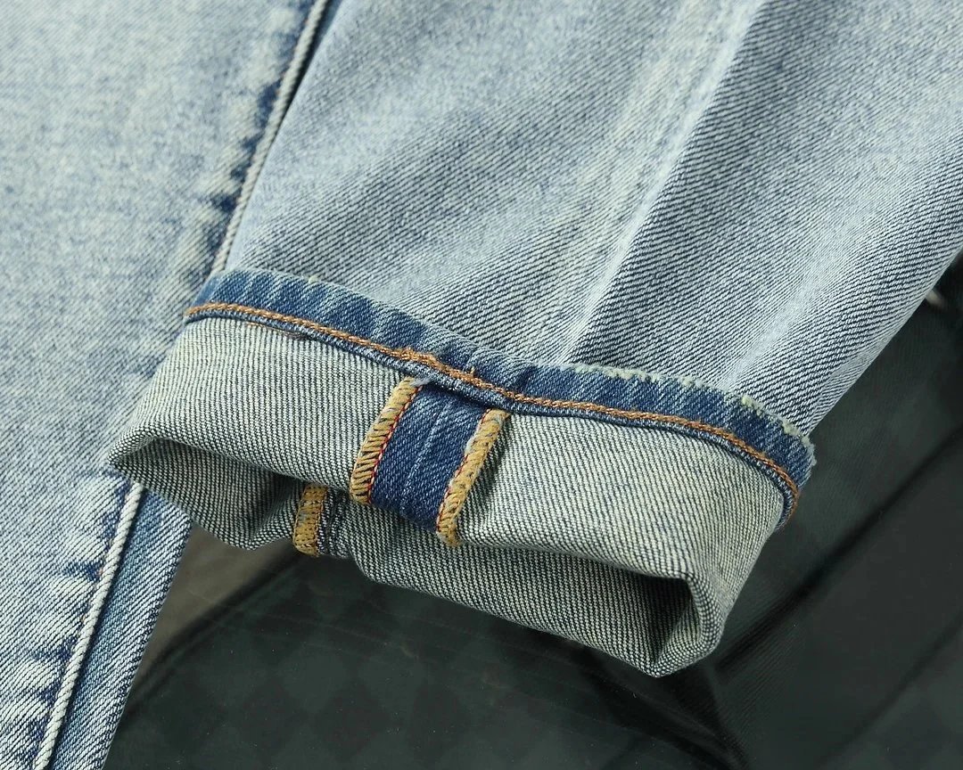 Louis Vuitton x Dior Collaboration Logo Print T-Shirt and Distressed Denim Jeans Set - 9