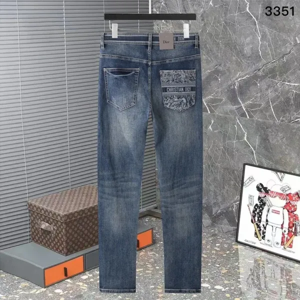 Louis Vuitton x Dior Collaboration Logo Print T-Shirt and Distressed Denim Jeans Set - 12