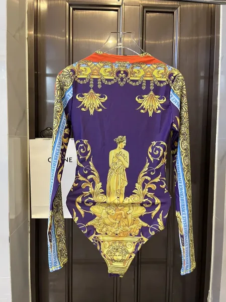 Versace Medusa Urn Print Long-Sleeve Bodysuit Lilac - 26