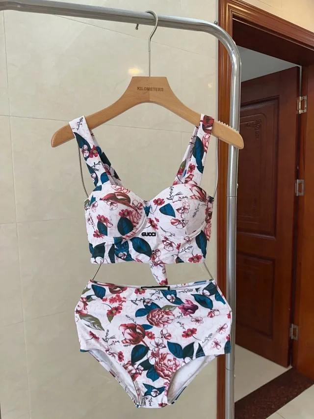 Gucci Swimwear Bikini Set product detail image 26
