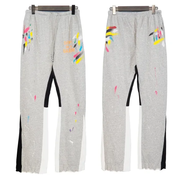 Design Sweatpants Red with Vertical Logo Print - 17