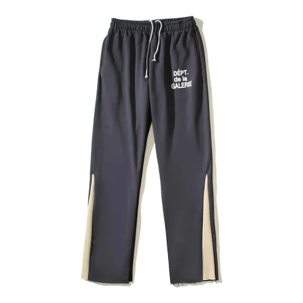 Design Sweatpants Red with Vertical Logo Print - 24