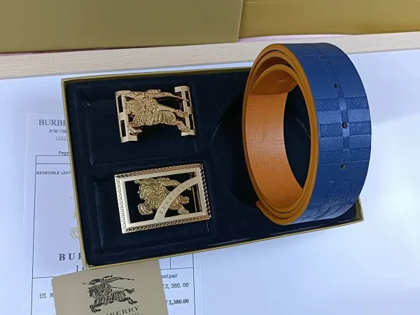 Burberry Reversible Leather Belt with Equestrian Knight Buckle Black/Gold - 22