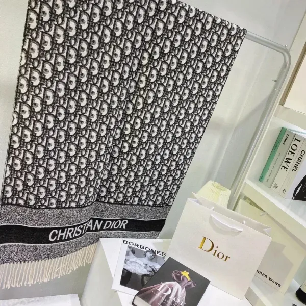 Dior Oblique Houndstooth Scarf Black / White Scarf Scarves - 6