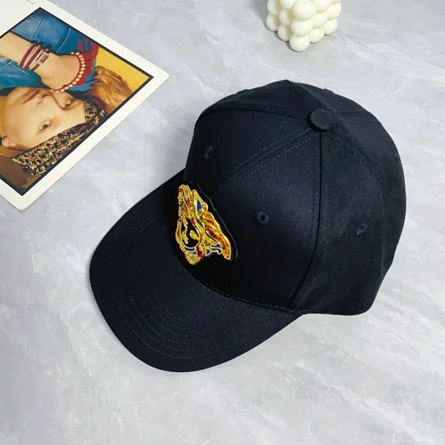 Unbranded Hats Baseball Cap with Embroidered Medusa-Style Patch product detail image 5