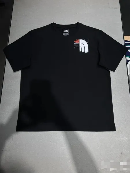 The North Face Logo T-Shirt Black / Army Green / White T-Shirt - 17