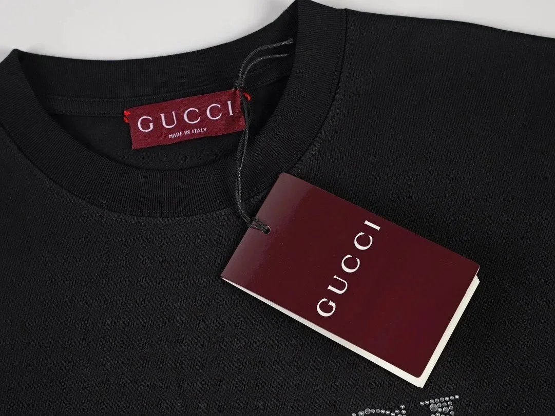 Gucci Vintage Logo Print White T-Shirt - 5