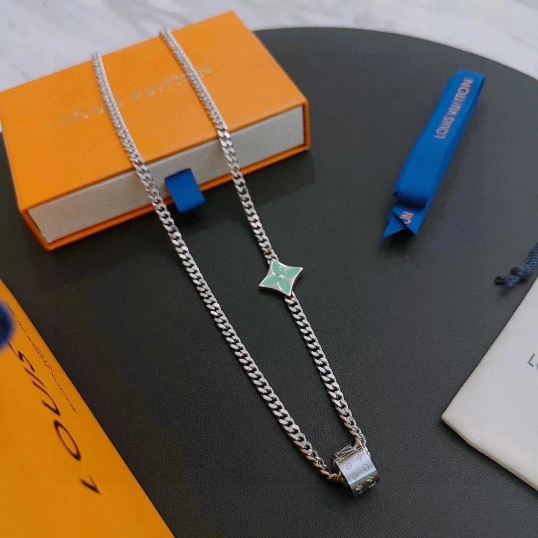 Louis Vuitton Monogram Green Enamel LV Necklace Silver Chain Jewelry - 2