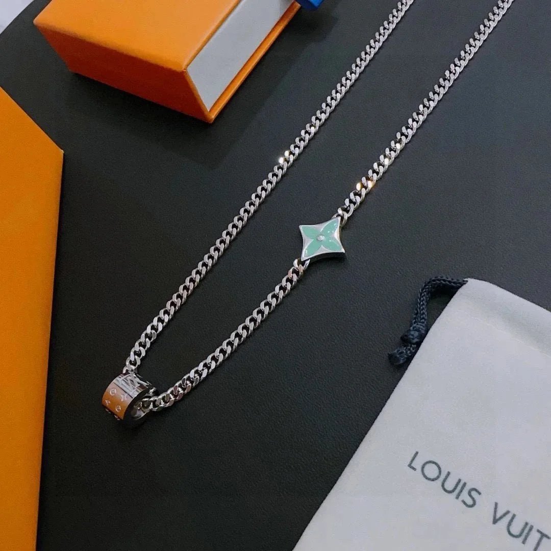 Louis Vuitton Monogram Green Enamel LV Necklace Silver Chain Jewelry - 5