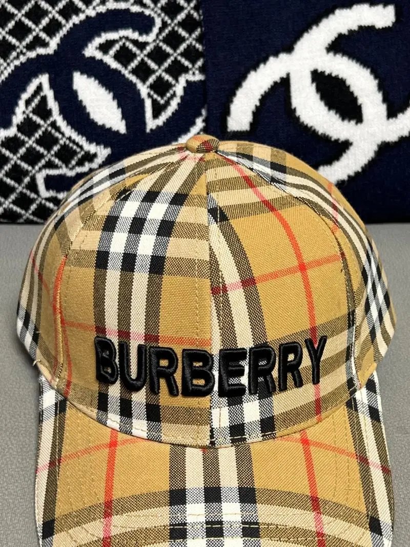 Burberry Check Print Baseball Cap White - 3