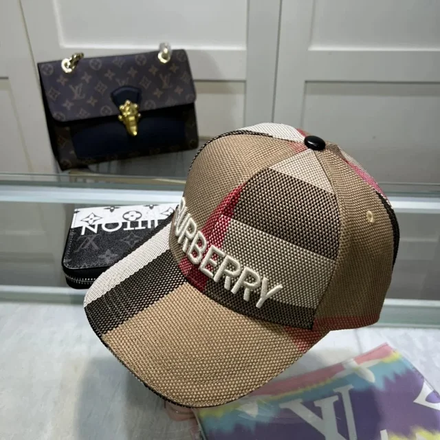 Burberry Hats Baseball Cap with Embroidered Logo or Equestrian Knight Emblem product detail image 16