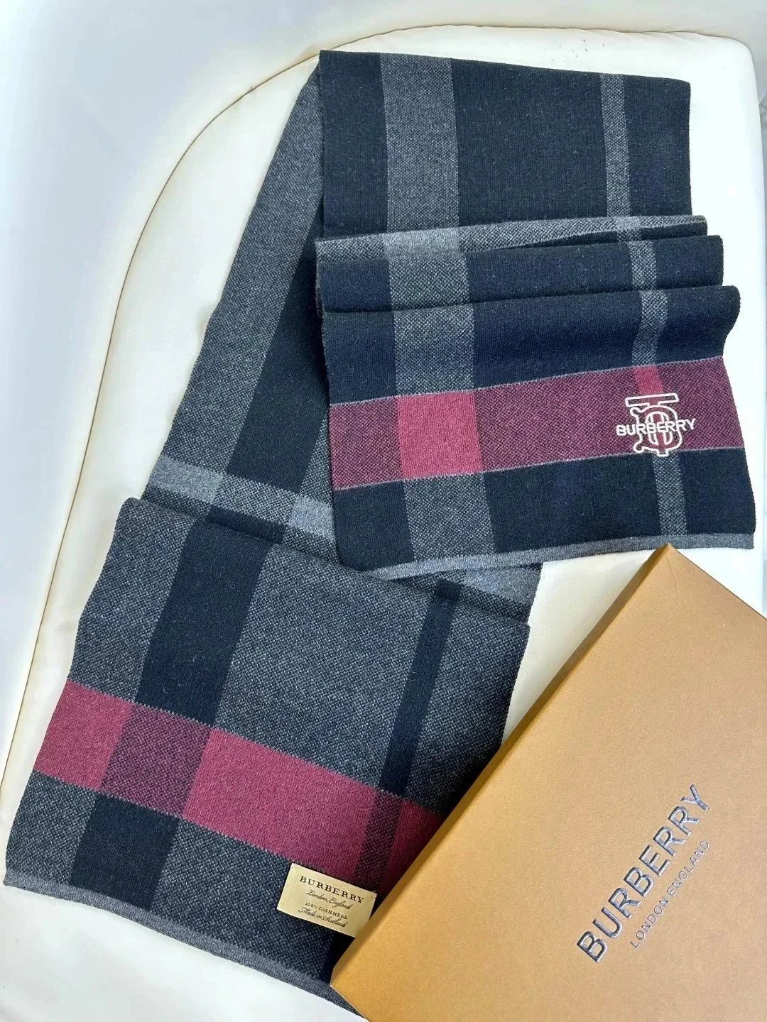 Burberry Monogram Print Cashmere Scarf Gray Black Scarves - 8