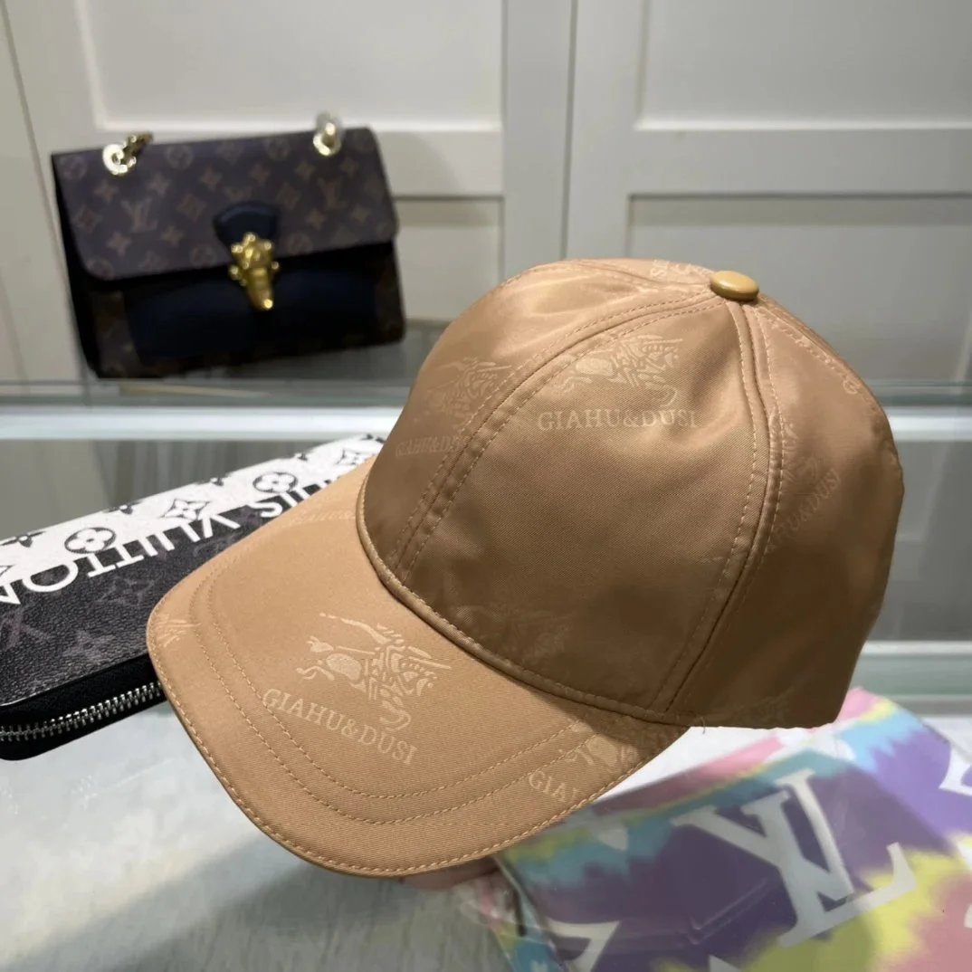 Burberry Logo-Embroidered Black Baseball Cap - 27