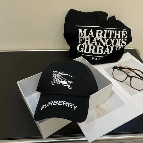 Burberry Logo Embroidery Baseball Cap Black - 23