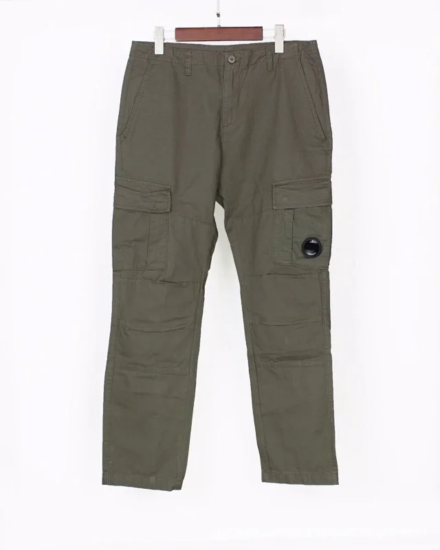 C.P. Company Trousers Cargo-pocket with lens detail product detail image 18