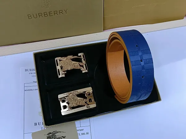 Burberry Reversible Leather Belt with Equestrian Knight Buckle Black/Gold - 24