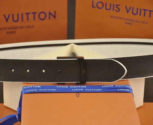 Louis Vuitton Monogram Rubber Belt and LV Square Cufflinks Set Black Accessories - 9
