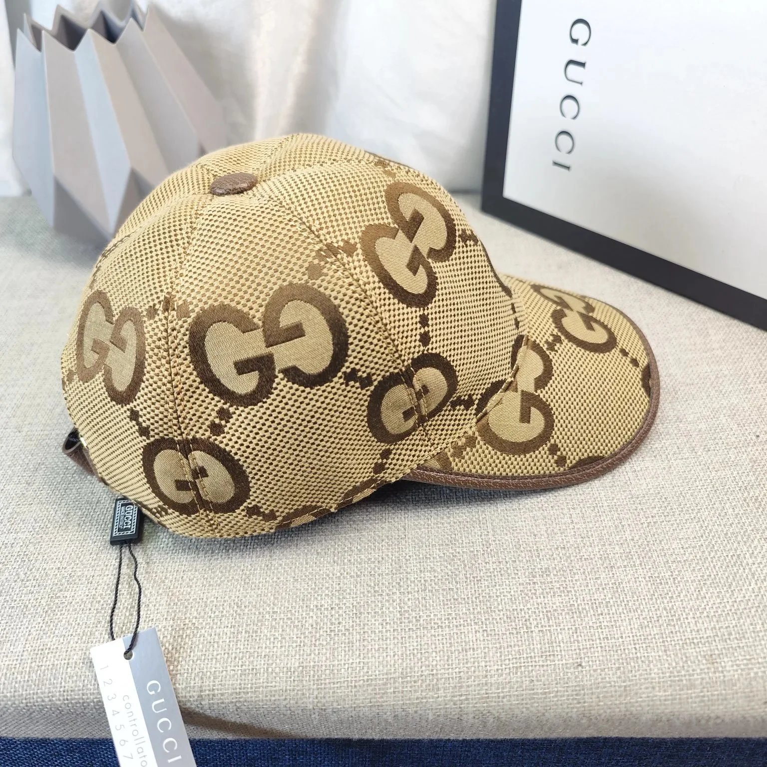 Gucci Logo Embroidered Beige Baseball Cap with Red Green Web Trim Hats - 7