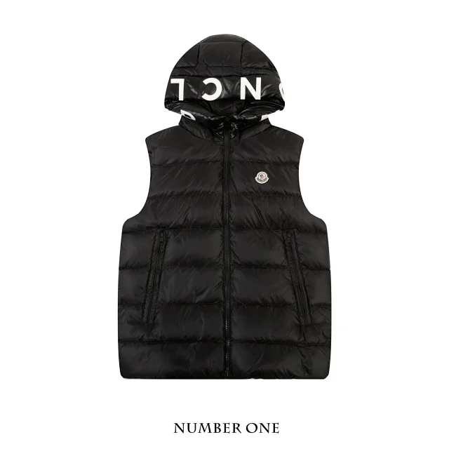 Moncler Down Jackets Hooded quilted jacket product detail image 10
