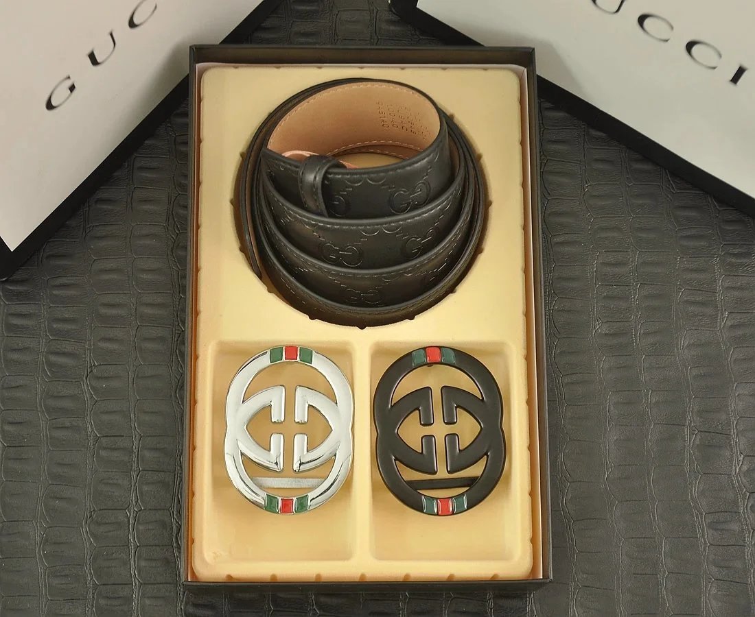 Gucci Black Leather Belt with Dual Buckles