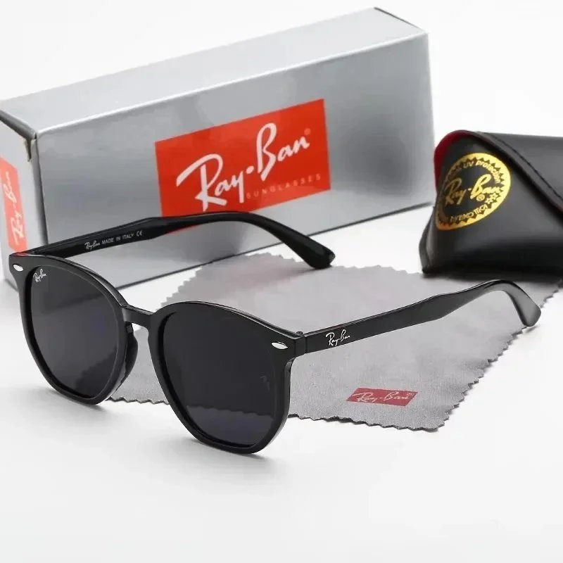 Ray-Ban Wayfarer Sunglasses [2