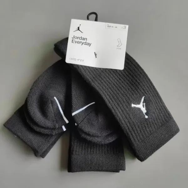 Air Jordan Everyday Crew Socks Beige Purple Brown Socks - 14