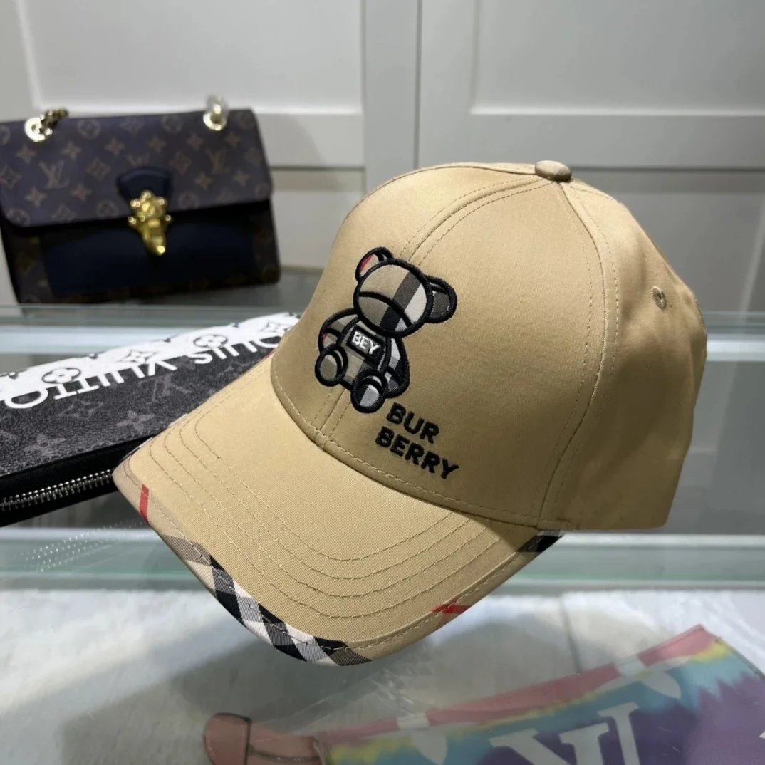Burberry Logo-Embroidered Black Baseball Cap - 21