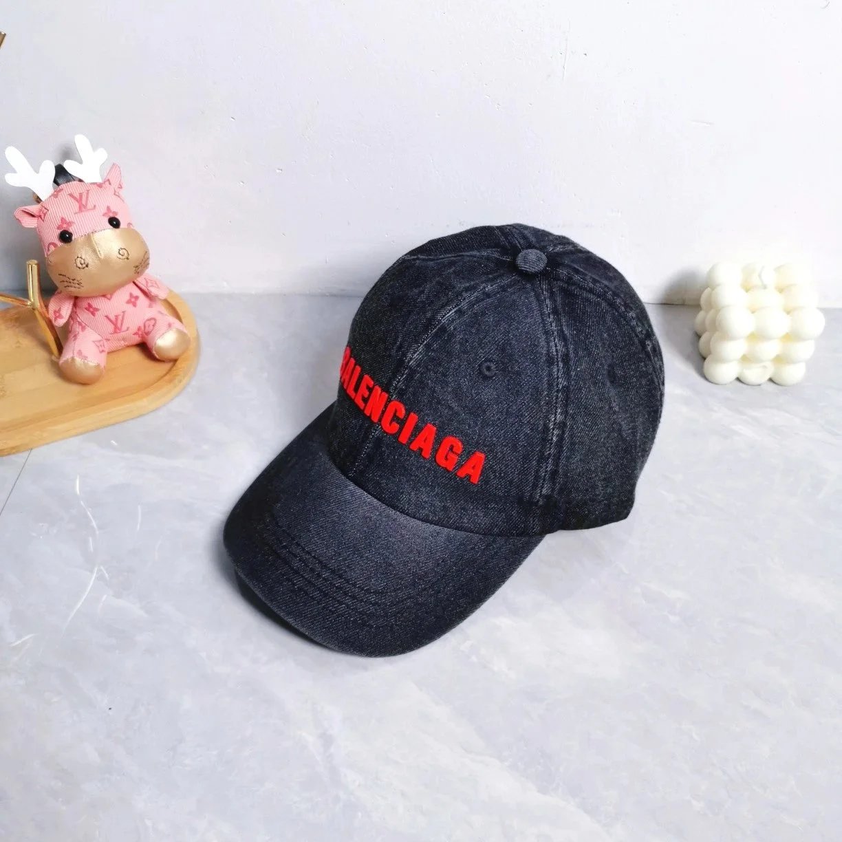 Balenciaga BB Logo Embroidered Monogram Baseball Cap Gray - 25